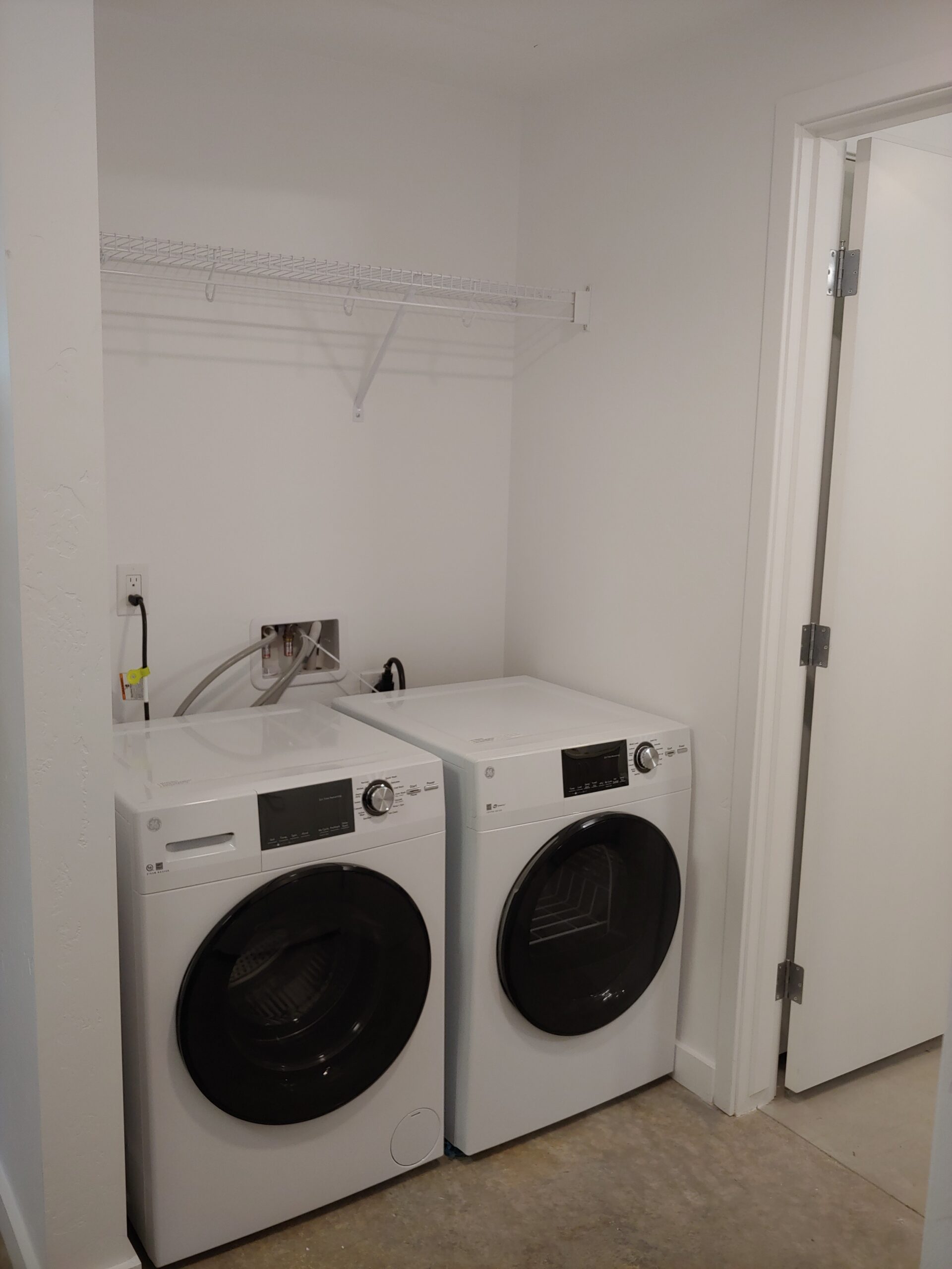 in-unit laundry